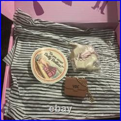 June's VDC Ellowyne Wilde Outfit of The Month Box Includes boots