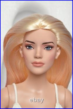 LACIE CHURCHILL BASIC 16 BLONDE ROOTED HAIR Dress Doll + MIXED MEDIA OUTFIT