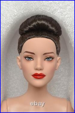 LACIE CHURCHILL BOLD STATEMENT 16 NUDE Doll + STAR GAZING OUTFIT Tonner RTB102