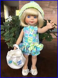 LINDA McCALL Doll by Robert Tonner Plus 4 Tagged Outfits