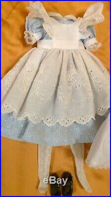 LUXURIOUS Tonner Disney Alice Wonderland Outfit Set no doll Marley 12 Limited