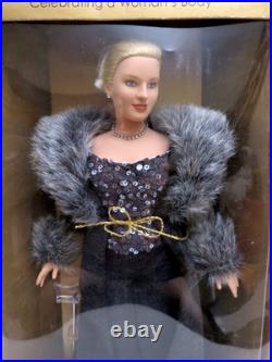 Lot of 5 Tonner Doll Emme Energy, 16 + 4 outfits