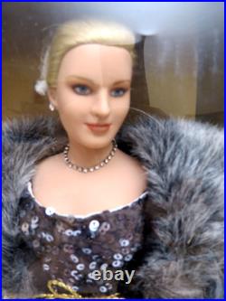 Lot of 5 Tonner Doll Emme Energy, 16 + 4 outfits