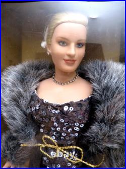 Lot of 5 Tonner Doll Emme Energy, 16 + 4 outfits