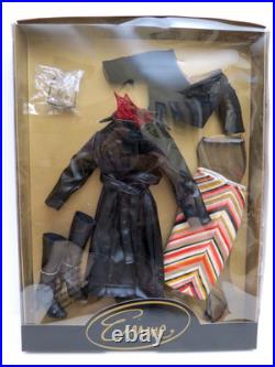 Lot of 5 Tonner Doll Emme Energy, 16 + 4 outfits