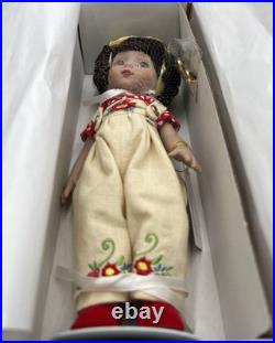 Mary Engelbreit`s Ann Estelle Endearing Elegance 10 Doll by Robert Tonner LE Mary Engelbreit`s Ann Estelle Endearing Elegance 10 Doll by Robert Tonner LE