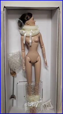 Mary Poppins Doll Nude Tonner 16 with original box Pre-owned Mary Poppins Doll Nude Tonner 16 with original box Pre-owned