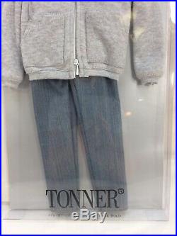 Matt Tonner Outfit Super Casual Sweatshirt Tshirt Jeans 17.5 Athletic Body Doll
