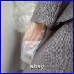 NEW NRFB Authentic Tonner Mary Poppins 16 Fashion Doll in Arrival Ensemble