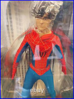 NRFB T7SPDD01 Spiderman Classic Outfit Tonner Spider-Man