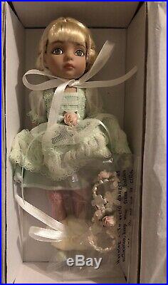 NRFB Tonner EFFANBEE Doll Patsyette Flower Girl 7.5 Doll In Wedding Outfit