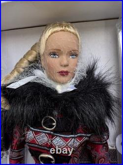 NRFB Tonner Ski Retreat Tyler Wentworth T5-TWDD-07 16 Doll LE 1500 + Shipper