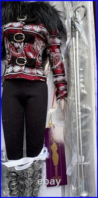 NRFB Tonner Ski Retreat Tyler Wentworth T5-TWDD-07 16 Doll LE 1500 + Shipper