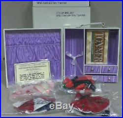 New TONNER 8 BETSY McCALL 2002 UFDC CELEBRATE! TINY TRUNK SET OUTFITS BMCL9207
