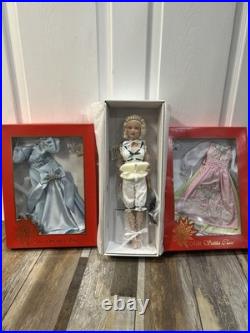 New Tonner MRS SANTA CLAUS Basic 16 Fashion Doll WithWinter Frost, Sweet Shoppe New Tonner MRS SANTA CLAUS Basic 16 Fashion Doll WithWinter Frost, Sweet Shoppe