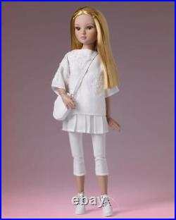 No Doll16 TonnerEllowyne WildeRight on White Complete OutfitLE 300New