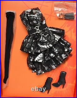 OLIVIA CHASE ROMANTIC NOTION 16 Dress Doll Tonner Atomic Misfit + BONUS OUTFIT