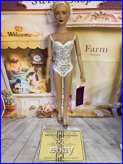 RARE REGINA WENTWORTH 16 CONVENTION DOLL UFDC With COA NEW Robert Tonner Tyler