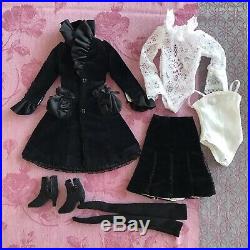 RARE TONNER DOLL 16 Outfit only Ellowyne Wilde CHILLS FALL