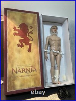 RARE Tonner 2008 Disney Chronicles of Narnia Peter Pevensie Repaint Ayal Armon