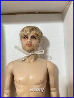 RARE Tonner 2008 Disney Chronicles of Narnia Peter Pevensie Repaint Ayal Armon