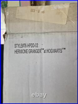 REVISED 2006 Tonner Harry Potter 17 Hermione Granger at Hogwarts T6-HPDD-02