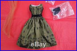 Rare BELLA'S BIRTHDAY Twilight Tonner doll outfit only from 2010 LE 2000