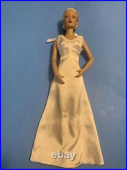 Regina Wentworth Autographed Tonner UFDC Convention Doll + Evening Attire Outfit