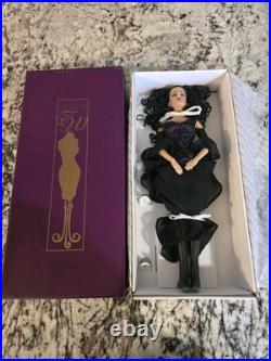 Robert TONNER DOLL TYLER WENTWORTH SPELLBINDING SYDNEY Doll 16 & Outfit Robert TONNER DOLL TYLER WENTWORTH SPELLBINDING SYDNEY Doll 16 & Outfit