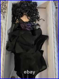 Robert TONNER DOLL TYLER WENTWORTH SPELLBINDING SYDNEY Doll 16 & Outfit Robert TONNER DOLL TYLER WENTWORTH SPELLBINDING SYDNEY Doll 16 & Outfit