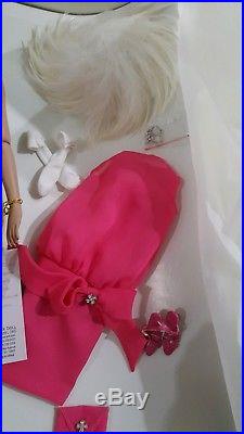 Robert Toner UFDC 2005 Regina Wentworth Fashion Doll. NRFB with outfits