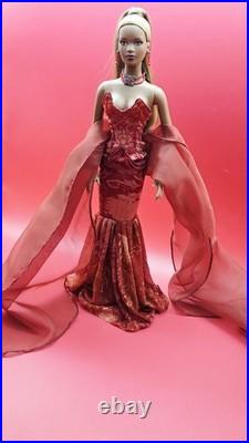 Robert Tonner 16 Esme Pre-owned Doll In Gorgeous Rust Colored Gown