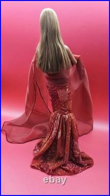 Robert Tonner 16 Esme Pre-owned Doll In Gorgeous Rust Colored Gown
