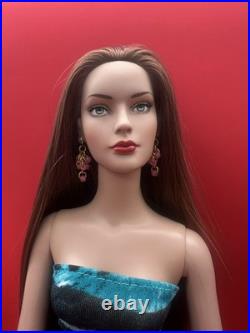 Robert Tonner 16 Pre-owned Doll In Exotic Blue Gown