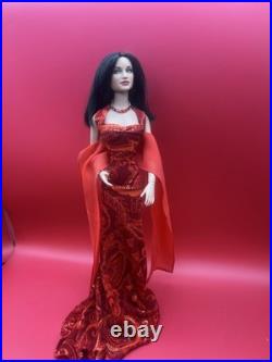 Robert Tonner 16 Pre-owned Doll In Red Gown
