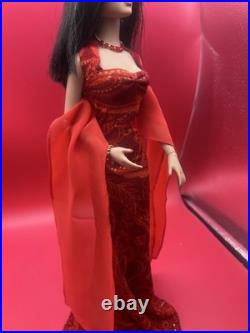 Robert Tonner 16 Pre-owned Doll In Red Gown