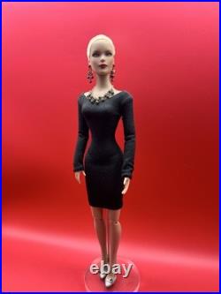 Robert Tonner 16 Pre-owned Doll In Short Black Stretchy Dress