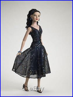 Robert Tonner 22 INCH AMERICAN MODEL AURORA COCKTAIL OUTFIT NRFB WithSHIPPER