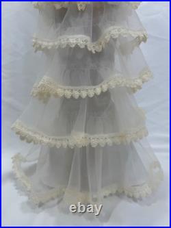 Robert Tonner American Model Victorian Romance 22 Doll with Box Complete Outfit