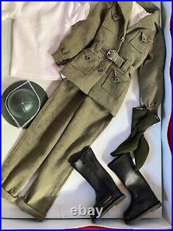 Robert Tonner Basil St John Outfit Rare NRFB HTF