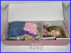 Robert Tonner Doll MAGIC ATTIC Club Alison Genie Original Box w Extra Outfits