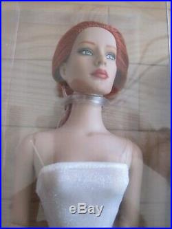 Robert Tonner Doll Tyler Wentworth Ultra Basic Redhead & 2 Outfits