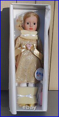 Robert Tonner Penny And Friends Nancy Doll Blonde Gold Outfit