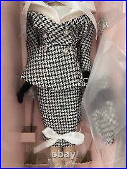 Robert Tonner Tinny Kitty Collier 10 doll Sharply Suited NFRB