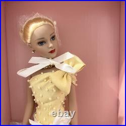 Robert Tonner Tiny Kitty Collier Easter Enchantment 10 Doll LE 100 COA 2004