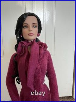 Robert Tonner Tyler Wentworth 16-inch Doll Fuschia Outfit Black Hair