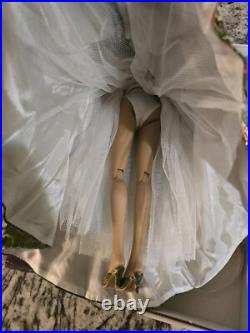 Robert Tonner Tyler Wentworth Anniversary Gala TW1401 Outfit & Doll