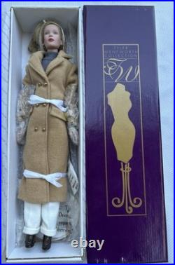 Robert Tonner Tyler Wentworth Casual Luxury Doll 20807 NRFB Complete Catalog Box