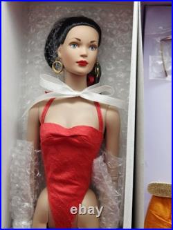 Robert Tonner Tyler Wentworth Madison Ave Afternoon Giftset Doll & Fashions NRFB