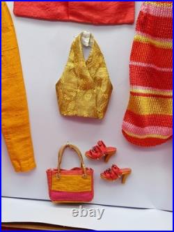 Robert Tonner Tyler Wentworth Madison Ave Afternoon Giftset Doll & Fashions NRFB